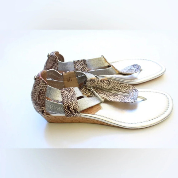 Donald J. Pliner wedges - Picture 1 of 11